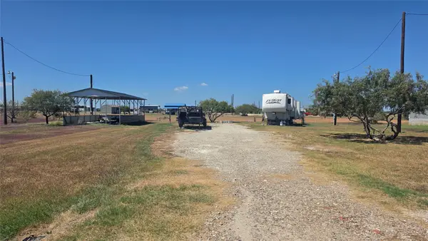 164 Sturgeon, Palacios, TX 77465