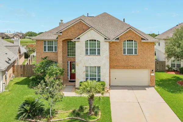 8 Terra Bella Drive, Manvel, TX 77578