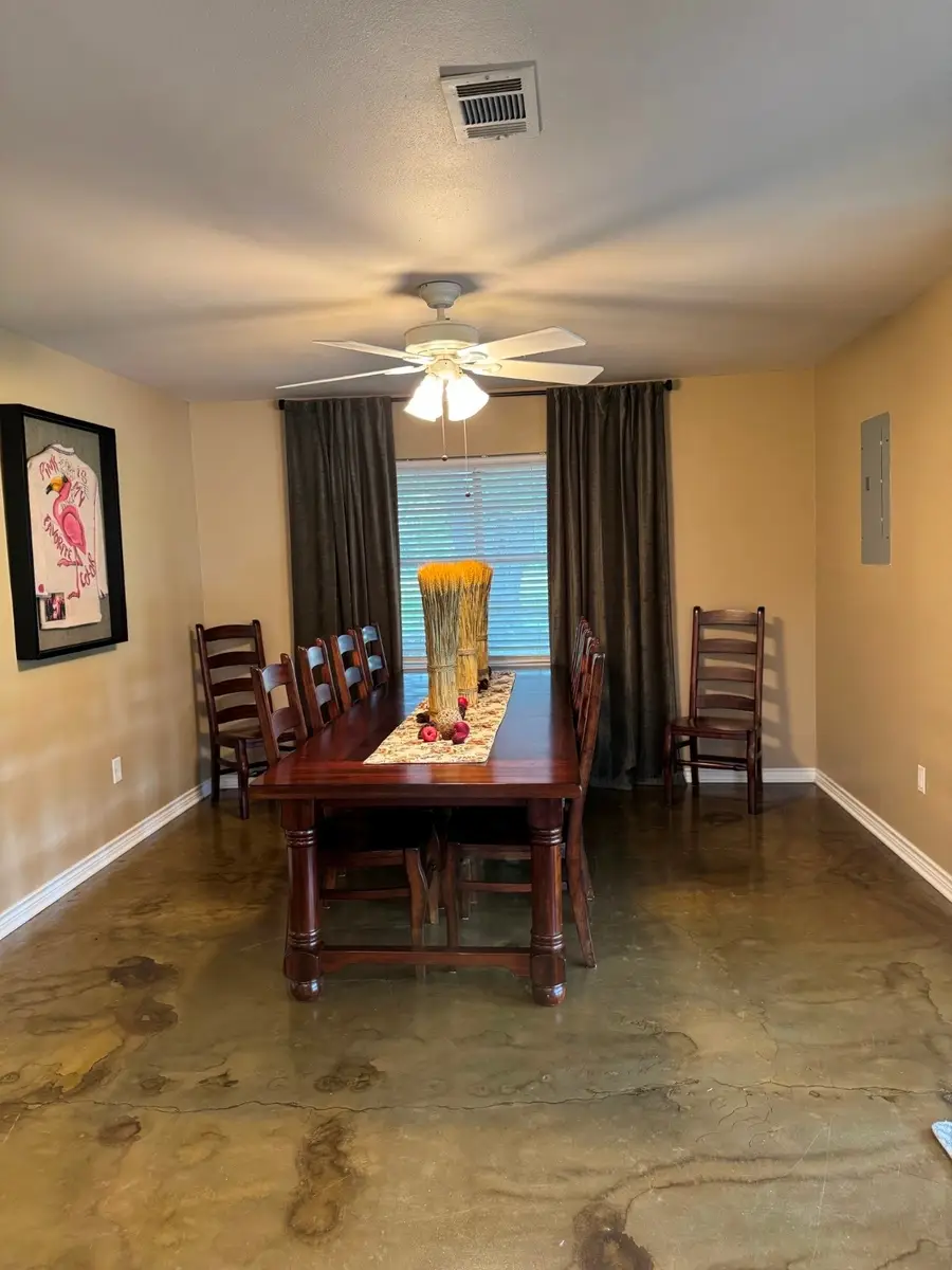 1533 Dugat Road, Winnie, TX 77665 - Image #3