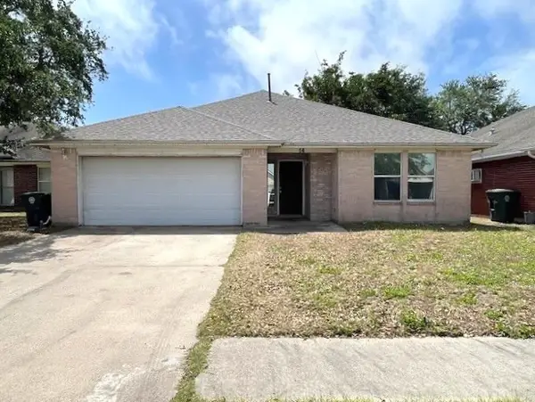 14 Clara Barton Lane, Galveston, TX 77551