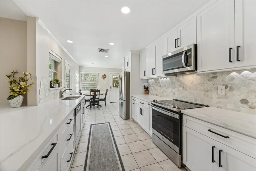 10902 Mullins Drive, Houston, TX 77096 - #3