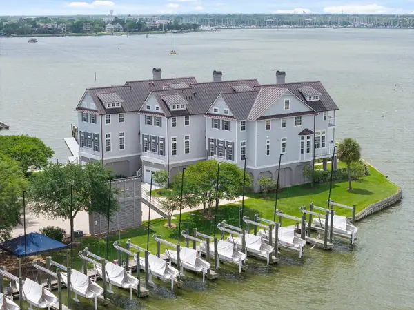 2443 Lakewood Pointe, Seabrook, TX 77586