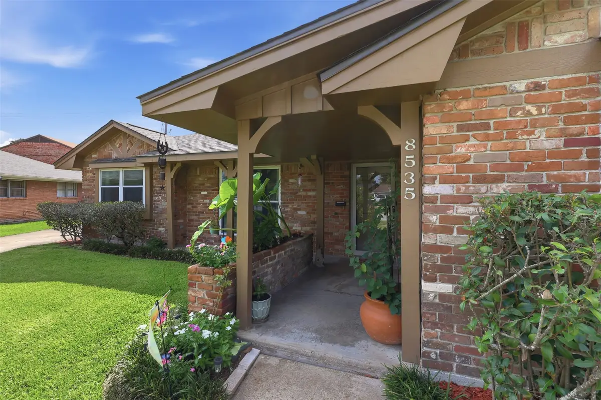 8535 Dover Street, Houston, TX 77061 - #1