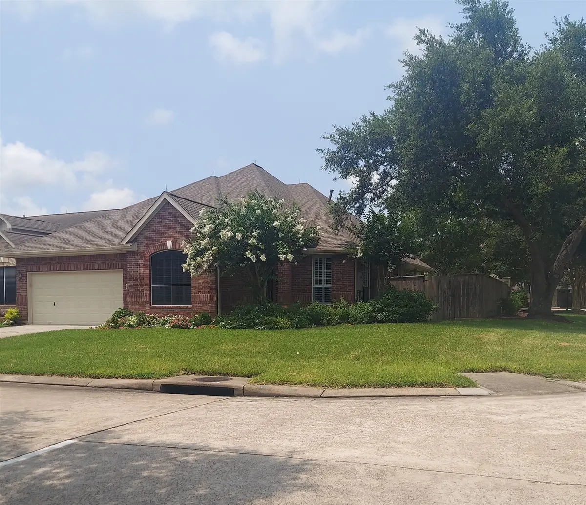 1601 N Lago Vista Court, Pearland, TX 77581 - #1