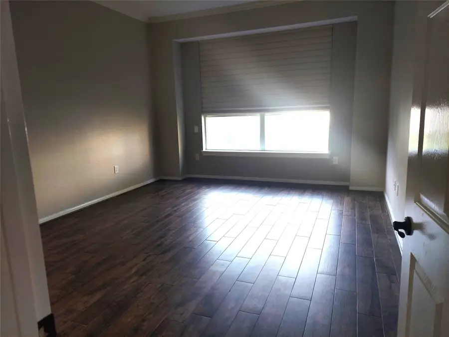 1601 N Lago Vista Court, Pearland, TX 77581 - #3