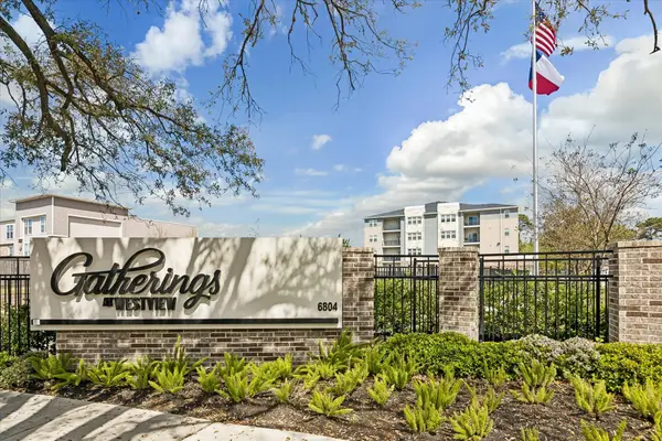 6804 Westview Dr, Unit 2307 Drive #2307, Houston, TX 77055
