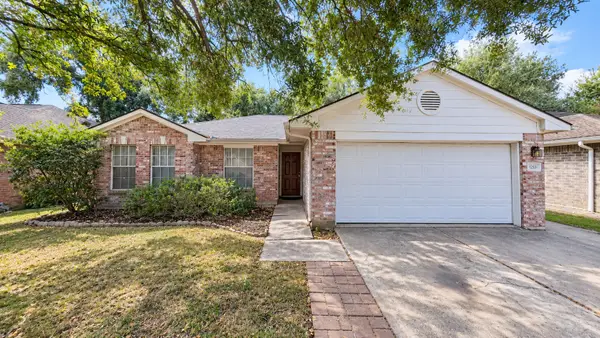5026 Edgegate Drive, Spring, TX 77373