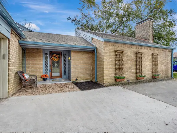 4330 Shady Springs Drive, Seabrook, TX 77586