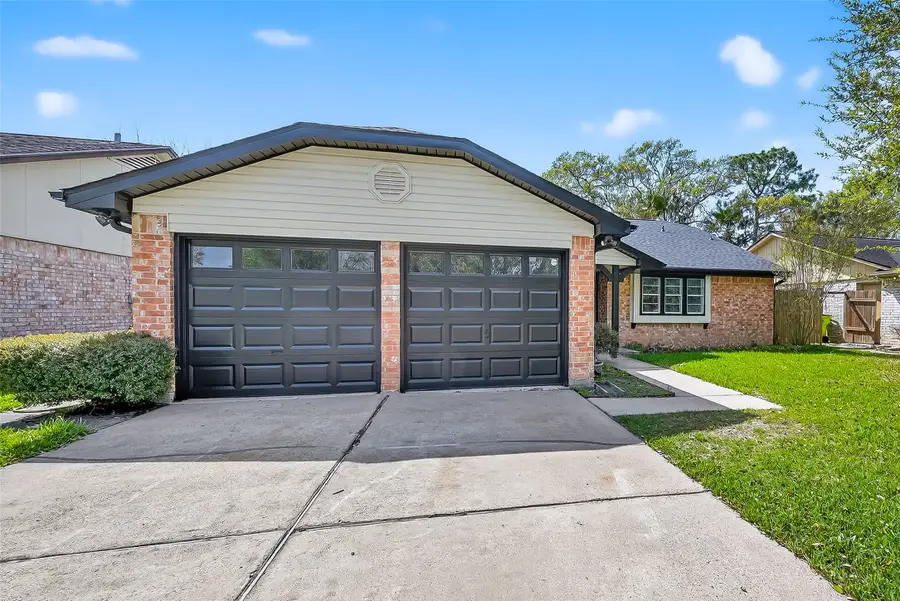 2714 Valley Forest Drive, Missouri City, TX 77489 - #3