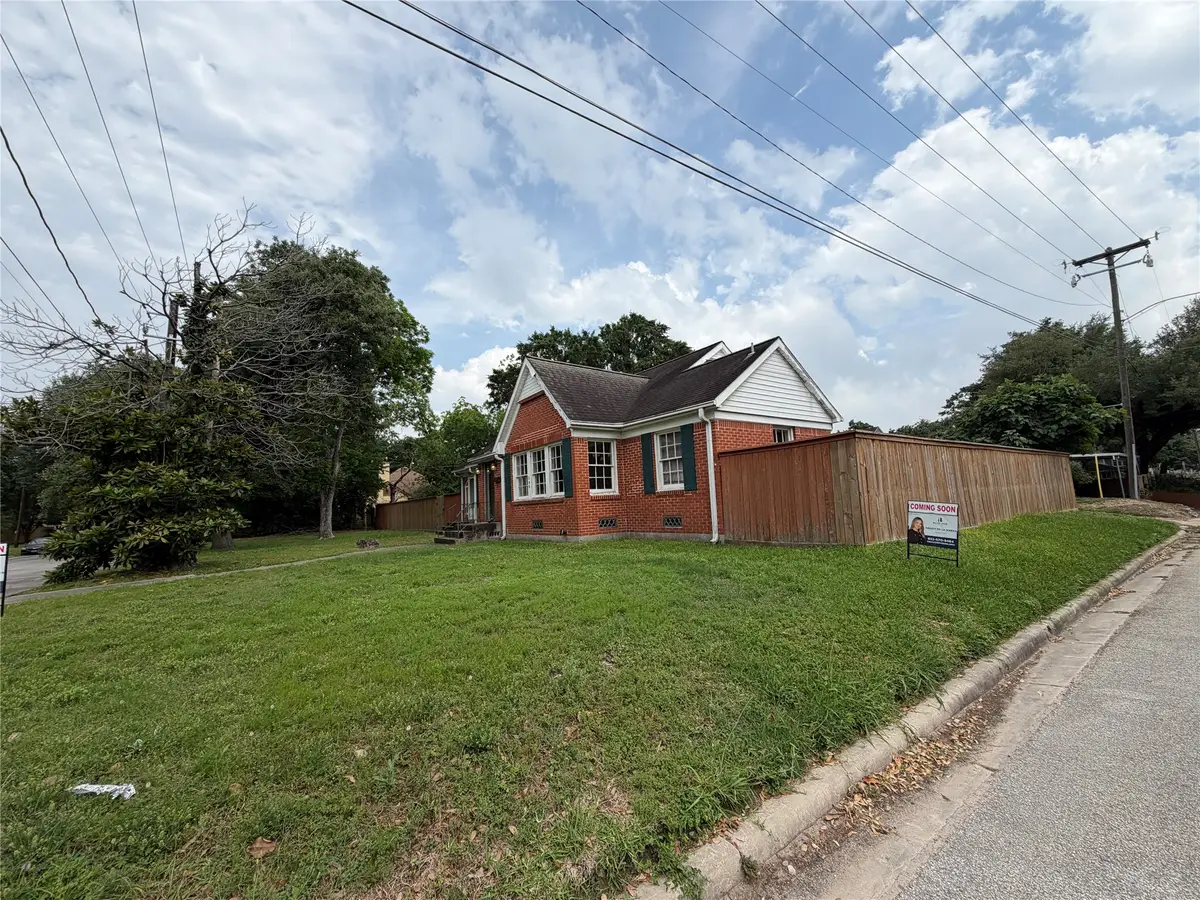 500 Fairbanks Street, Houston, TX 77009 - #1