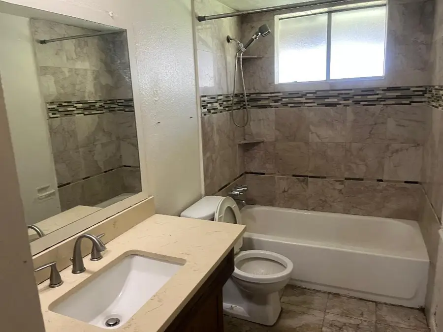 7130 Log Hollow Drive, Houston, TX 77040 - #3