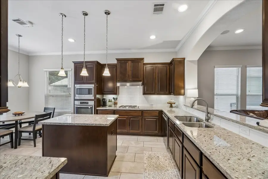 2809 Shadow Woods Court, Houston, TX 77043 - #2