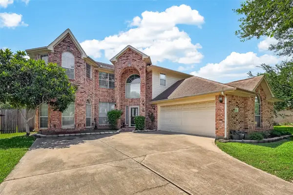 10626 Hillsdale Bridge Lane, Sugar Land, TX 77498