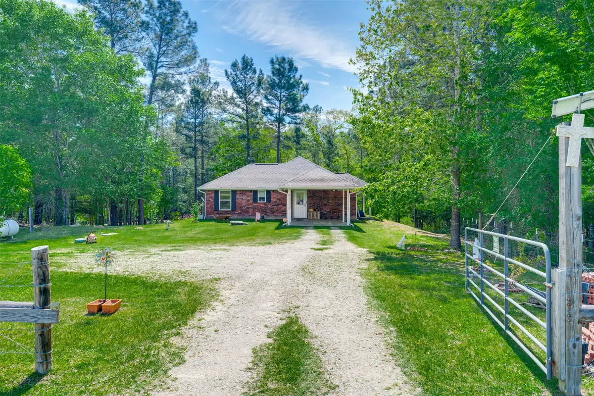 5755 An County Road 153, Palestine, TX 75801 - #1