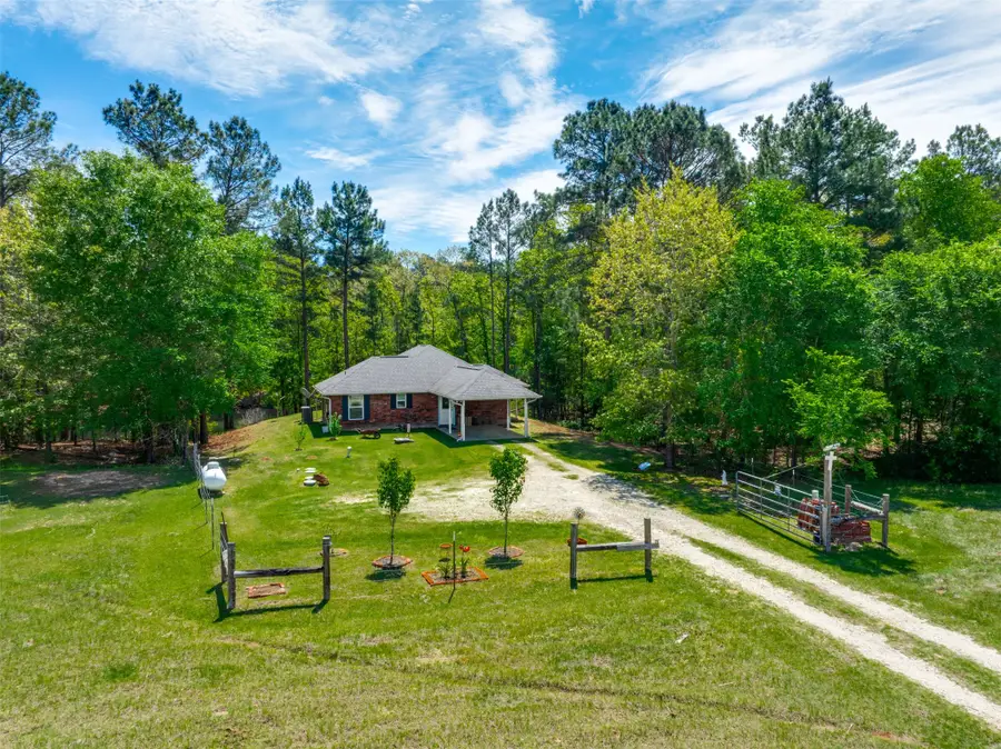 5755 An County Road 153, Palestine, TX 75801 - #2