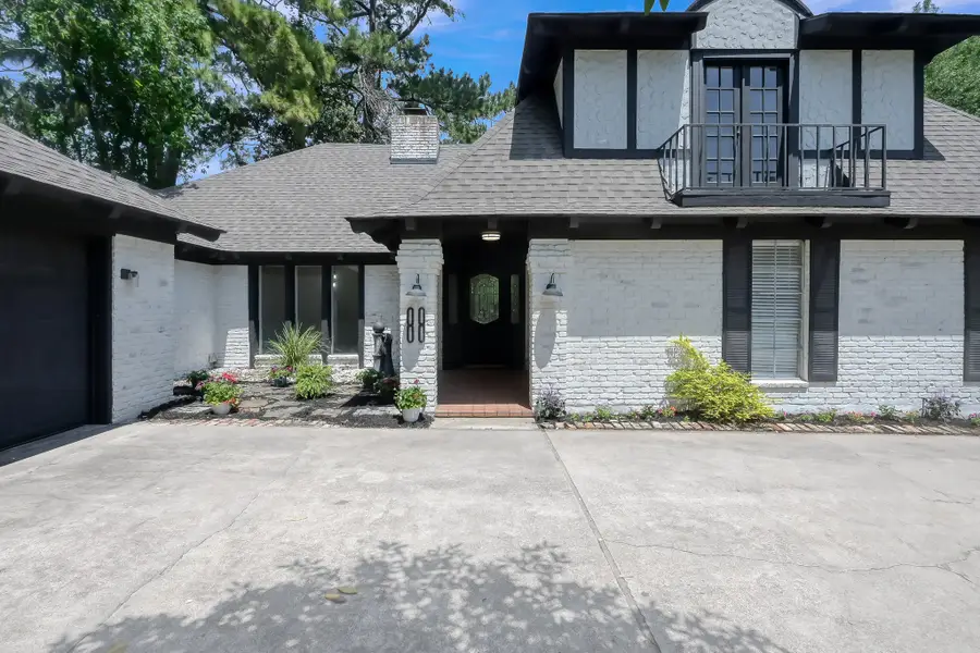 88 April Wind Drive S, Conroe, TX 77356 - #2