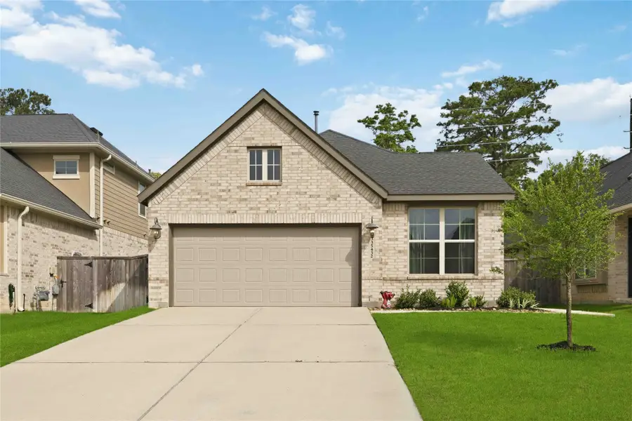 35432 Woodtrace Circle, Pinehurst, TX 77362 - #2