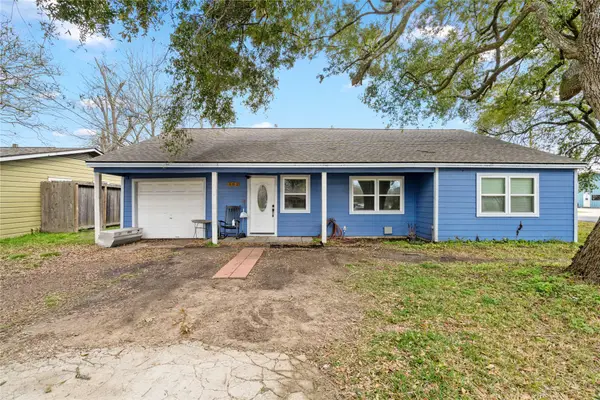 302 County Park Drive, League City, TX 77573