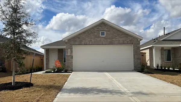 486 Southern Magnolia Way, Magnolia, TX 77354
