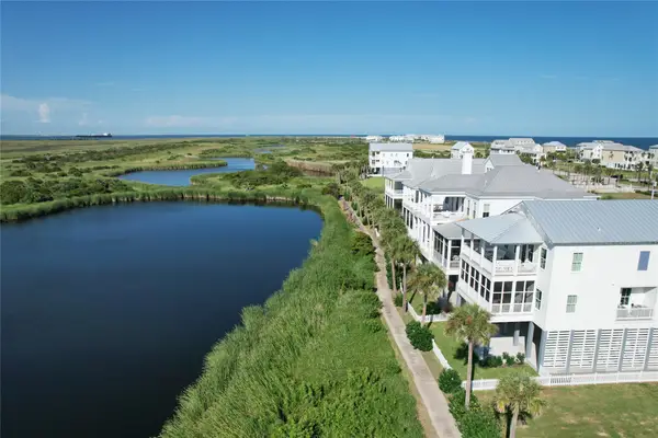 1510 Beachtown Drive, Galveston, TX 77550