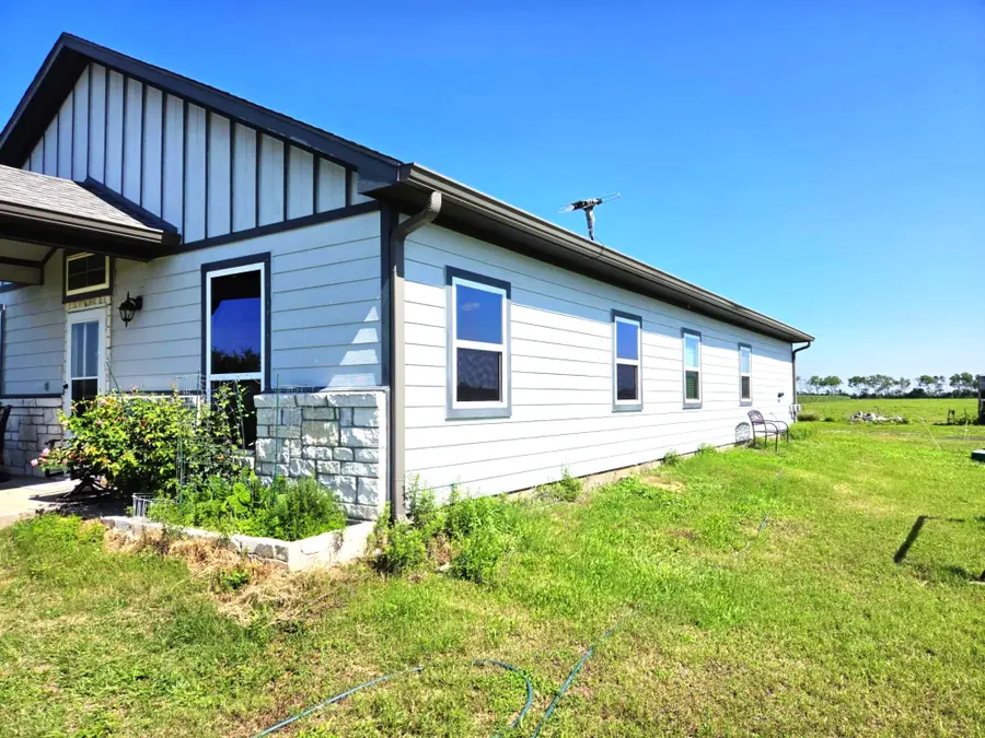 928 County Road 316, Louise, TX 77455 - #2