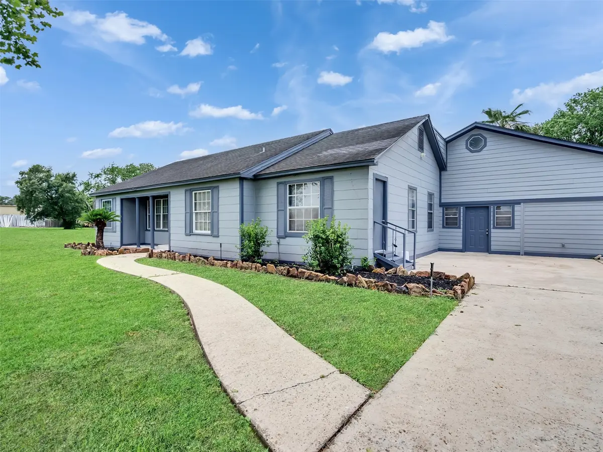 2000 Bob Smith Road, Baytown, TX 77521 - #1