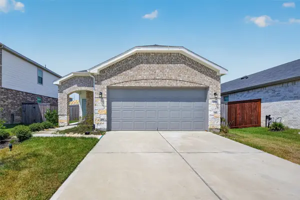 219 Bismuth Drive, Crosby, TX 77532