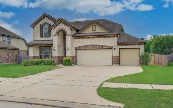 715 S Chamfer Way, Crosby, TX 77532