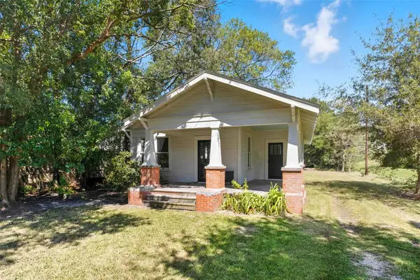 4042 Park, Orange, TX 77630