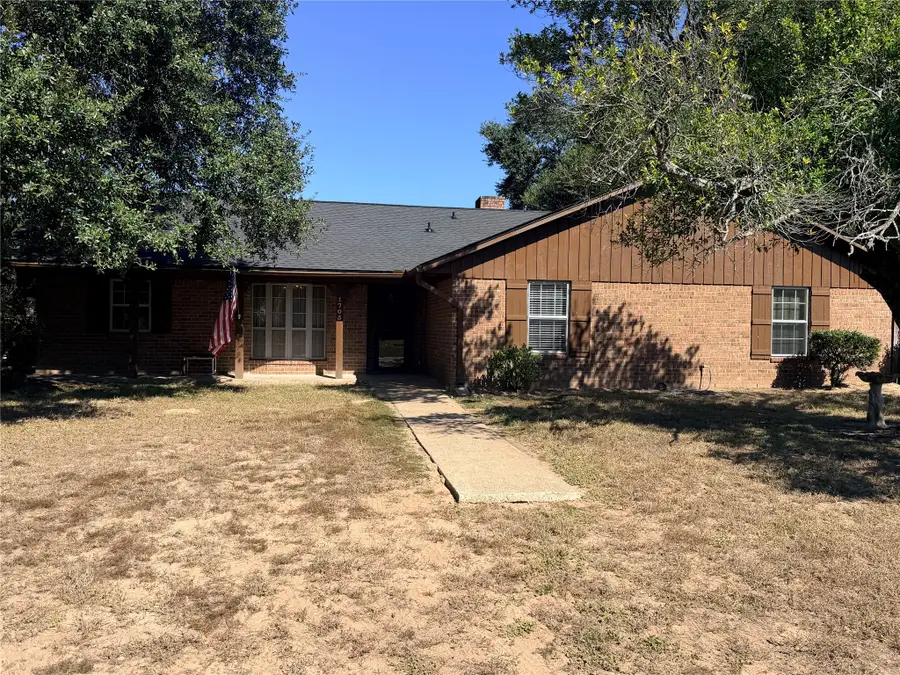 1705 Edgewood Street, Liberty, TX 77575 - #3