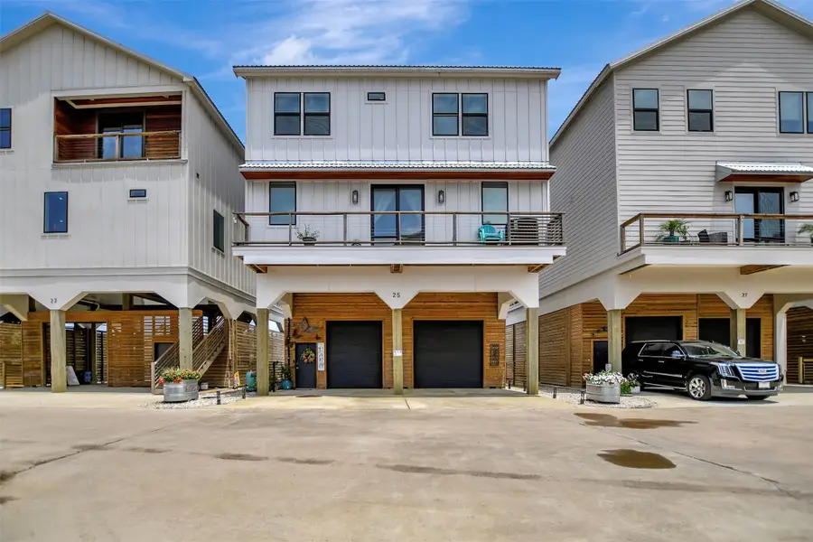 25 Cmdr Runco Lane, Taylor Lake Village, TX 77586 - #3