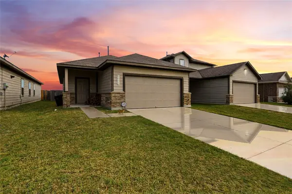 9938 Yanet Grove Lane, Houston, TX 77044