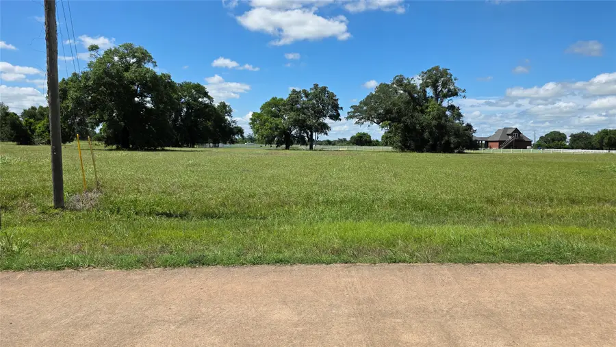 247 Cattle Drive Trail, Angleton, TX 77515 - #2