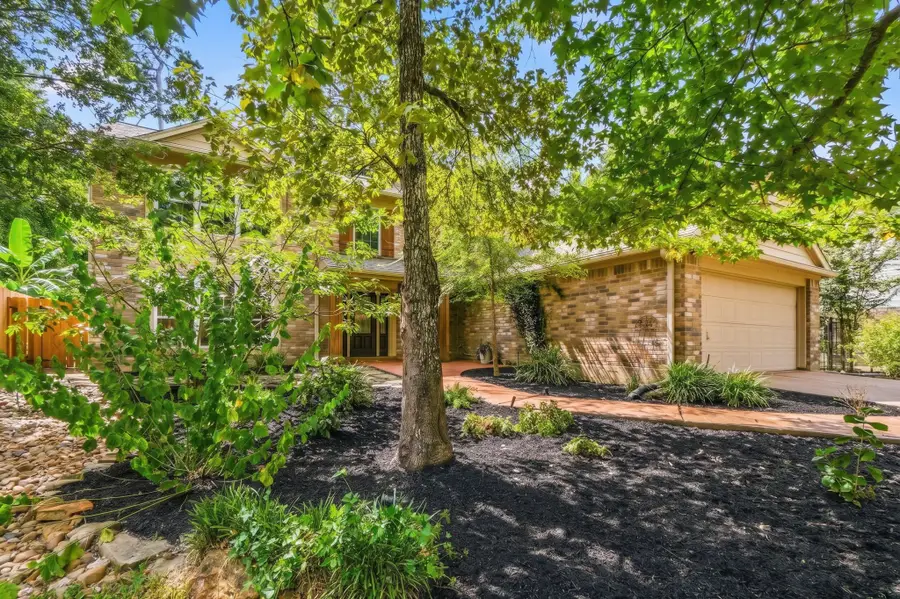 11 Thorn Berry Place, The Woodlands, TX 77381 - #3