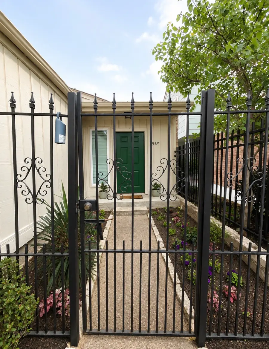 1912 Trixie Lane, Houston, TX 77042 - #2