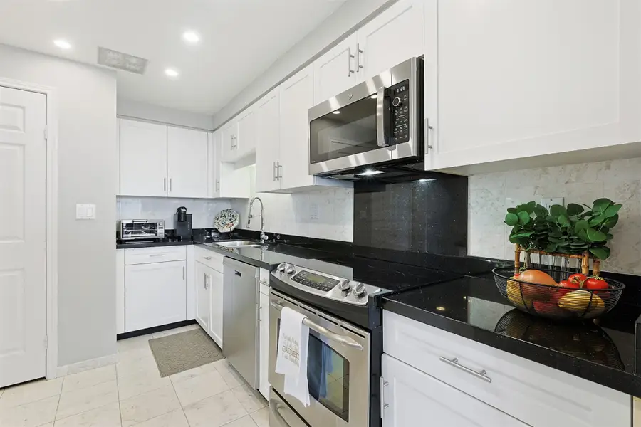 2001 Holcombe Boulevard #1106, Houston, TX 77030 - Image #2