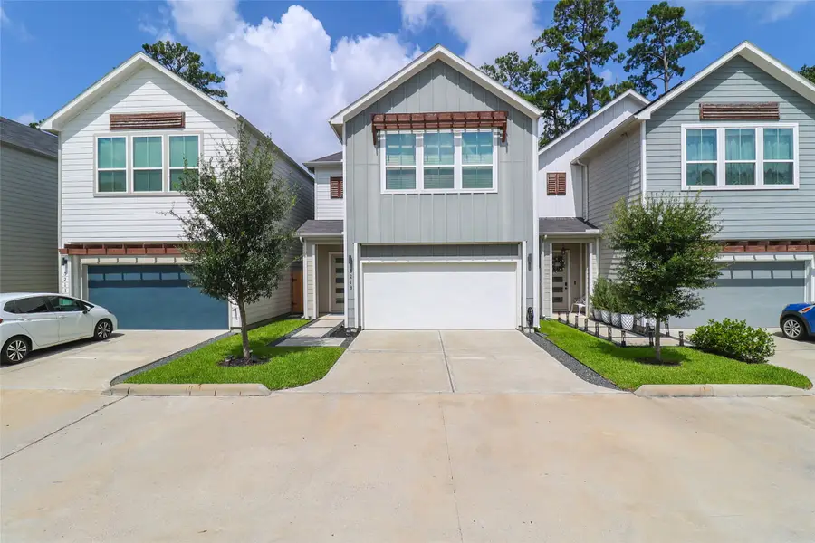 5213 Pinemont Creek Lane, Houston, TX 77018 - Image #2