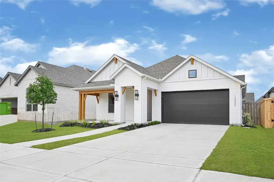12331 Palmetto Dr, Monterey Belvieu, TX 77523 - #2