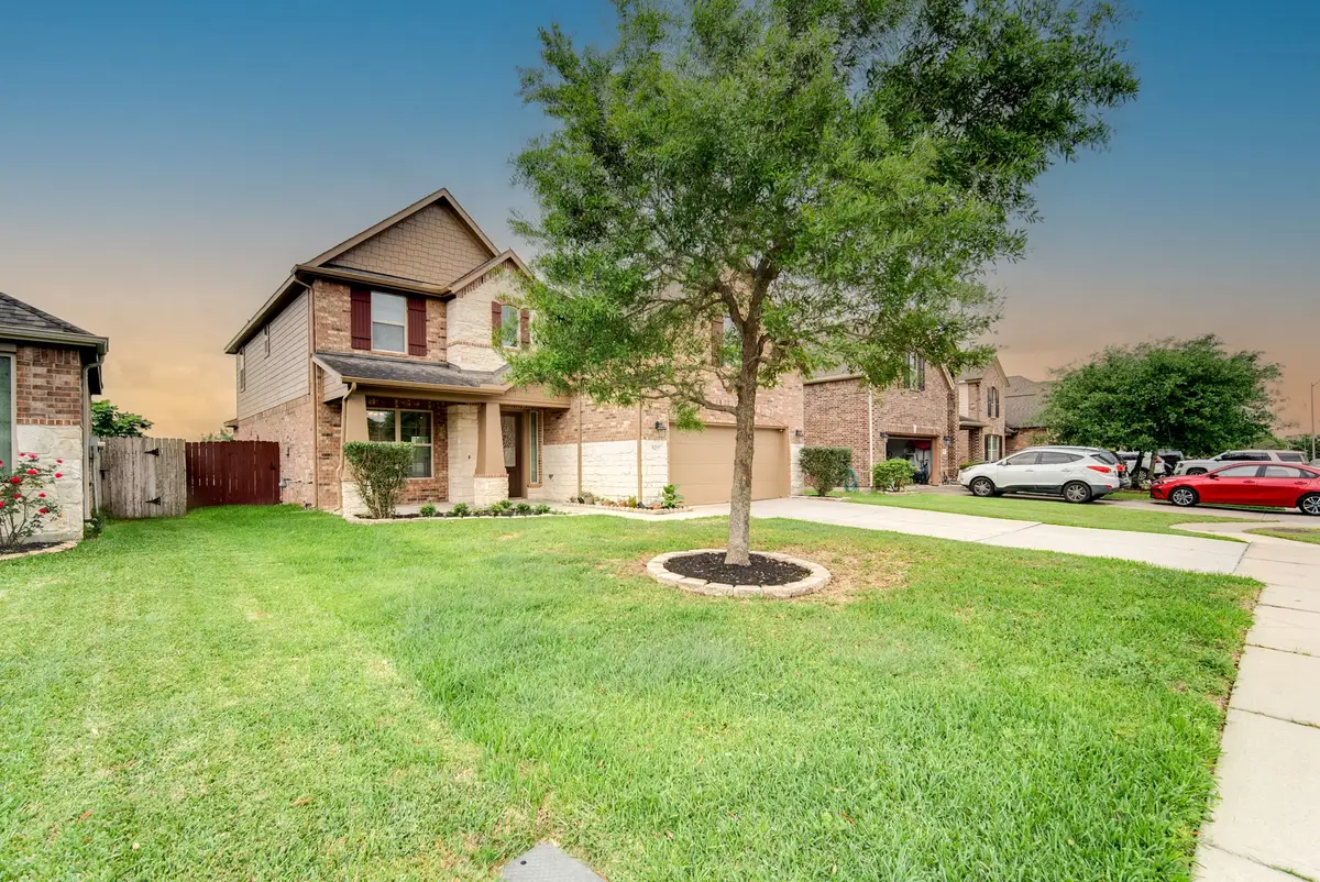 9422 Harmony Lake Lane, Richmond, TX 77469 - #1