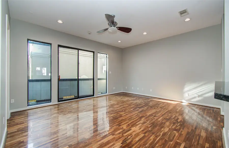 1609 Welch Street #B, Houston, TX 77006 - Image #2