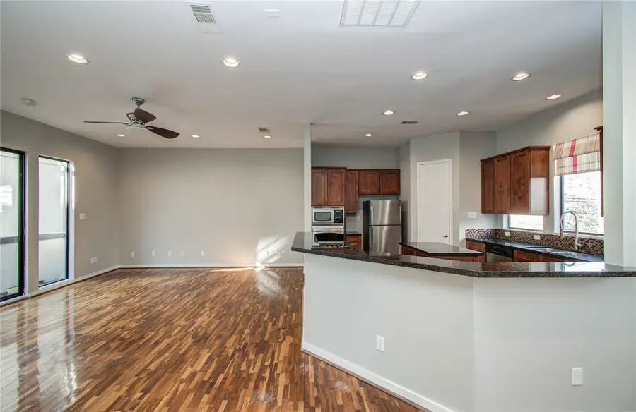 1609 Welch Street #B, Houston, TX 77006 - Image #3