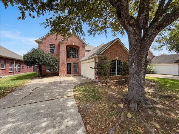 412 Green Cedar Drive, League City, TX 77573