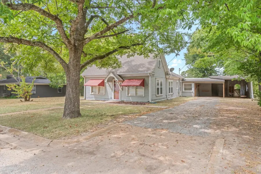 909 N Naid Street, Grand Saline, TX 75140 - #3