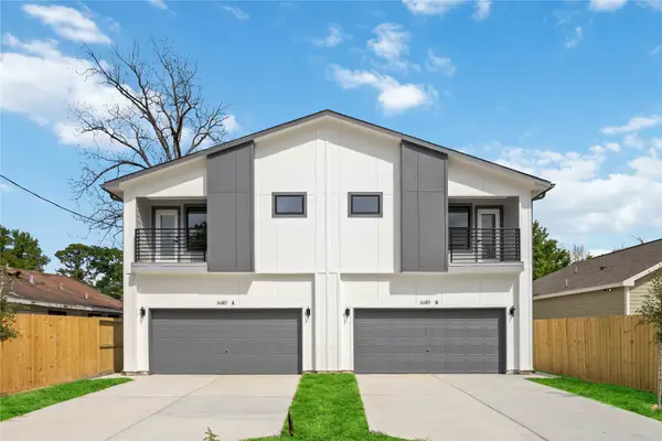 6610 Ezzard Charles Lane #A/B, Houston, TX 77091