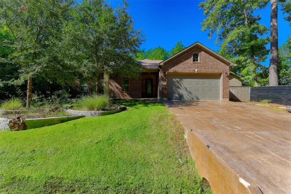 13191 Royal Lake Drive, Conroe, TX 77303