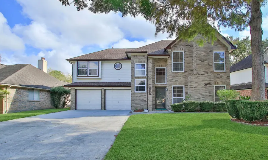 14335 Sun Harbor Drive, Houston, TX 77062 - Image #2