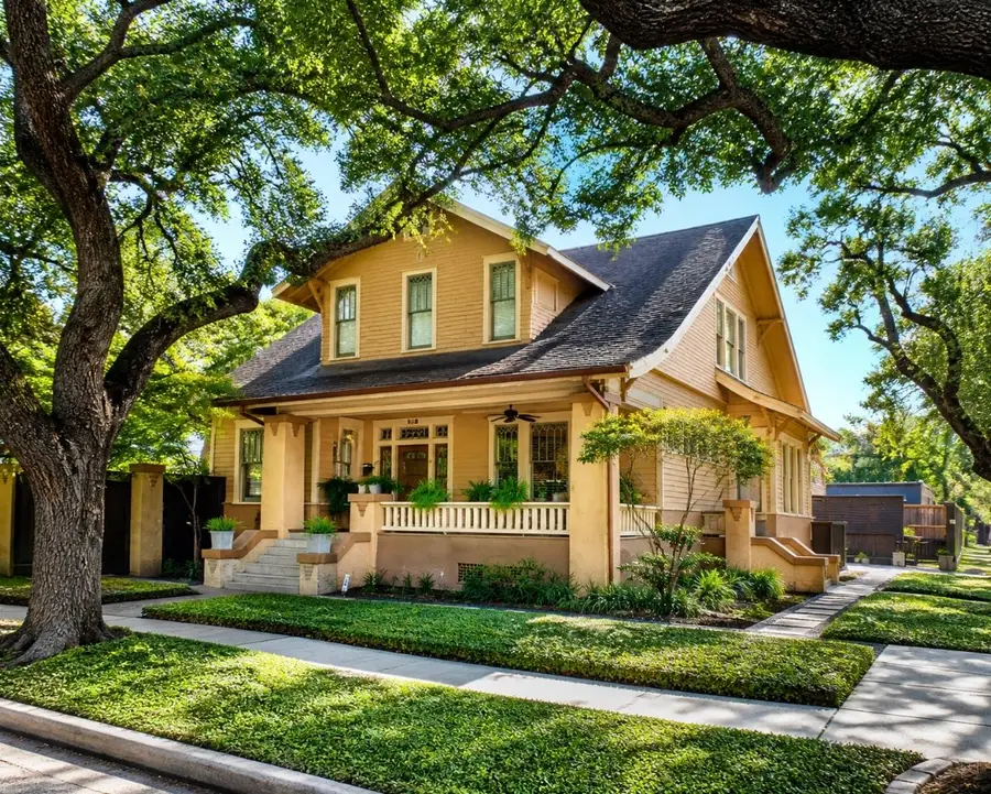 945 Harvard Street, Houston, TX 77008 - #2