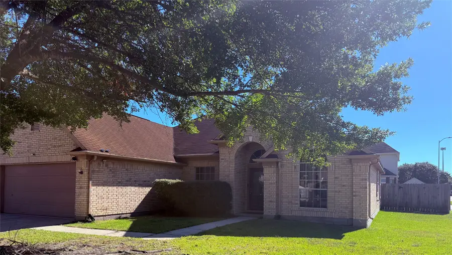 10302 Otter Circle Circle, Baytown, TX 77523 - Image #2