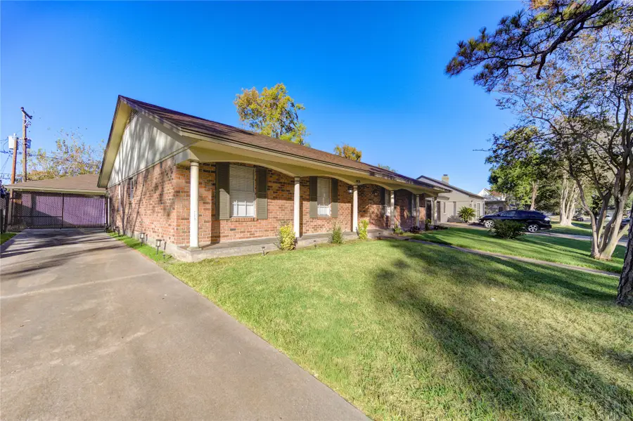 8826 Rowan Lane, Houston, TX 77036 - Image #3