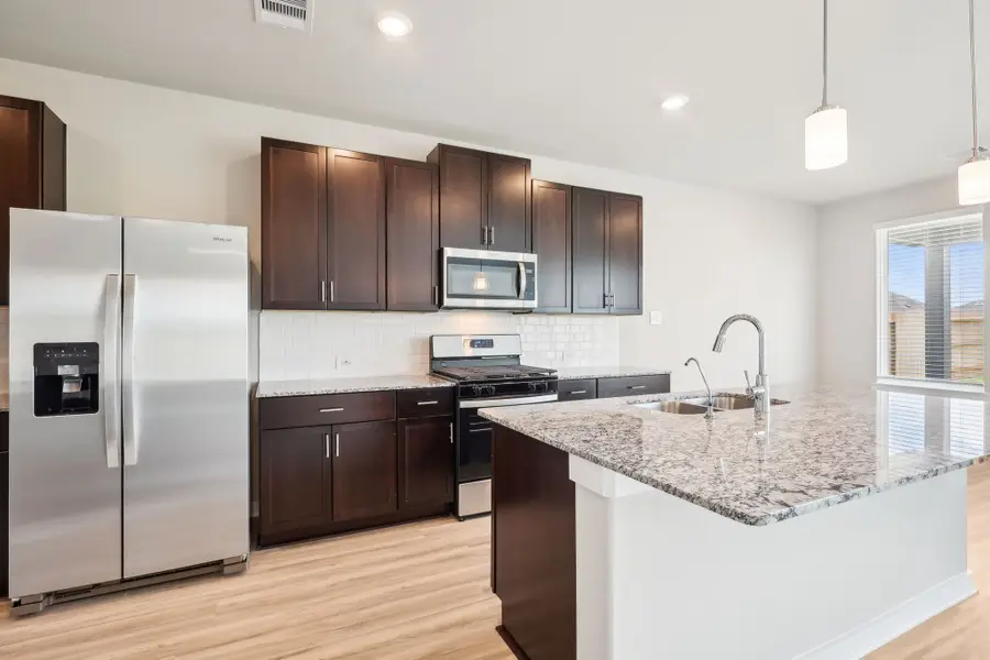 5227 Kingdom Heights Boulevard, Rosenberg, TX 77471 - Image #2